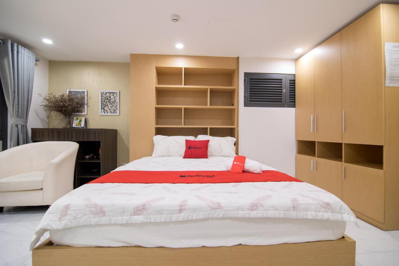 Готель Reddoorz @ Nguyen Dinh Chieu Street Хошимін Екстер'єр фото
